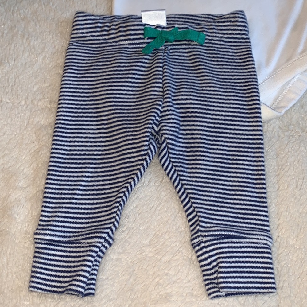 Gymboree Baby 0-3M 2pc Onesie & Leggings Set PEAS EUC - Picture 5 of 11